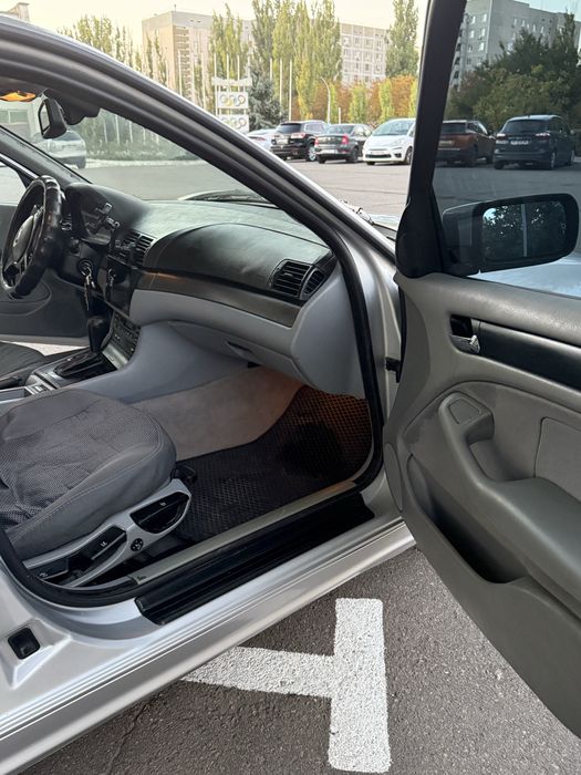 Продам  авто  марки BMW 2002 р обмін не цікавить
