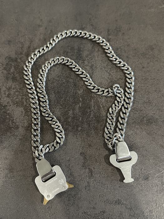 Alyx silver buchle necklace