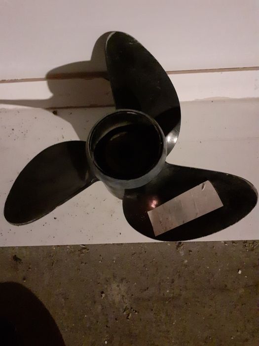 Buzinas e hélices para barcos de  recreio