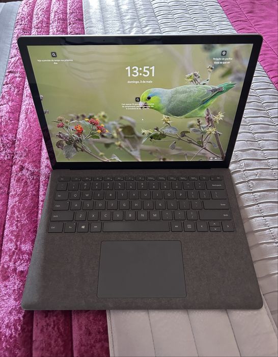 Microsoft Surface Laptop 4