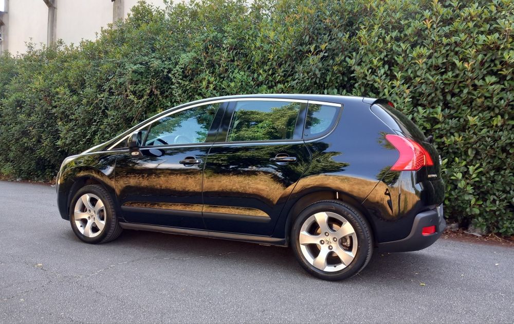 Peugeot 3008 1.6 hdi 2011 — photo 2