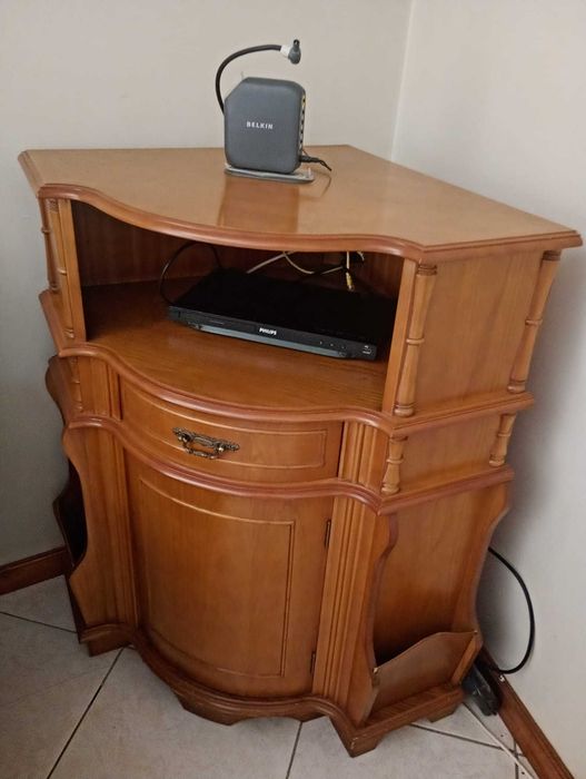 Conjunto Sala de Jantar - Madeira maciça