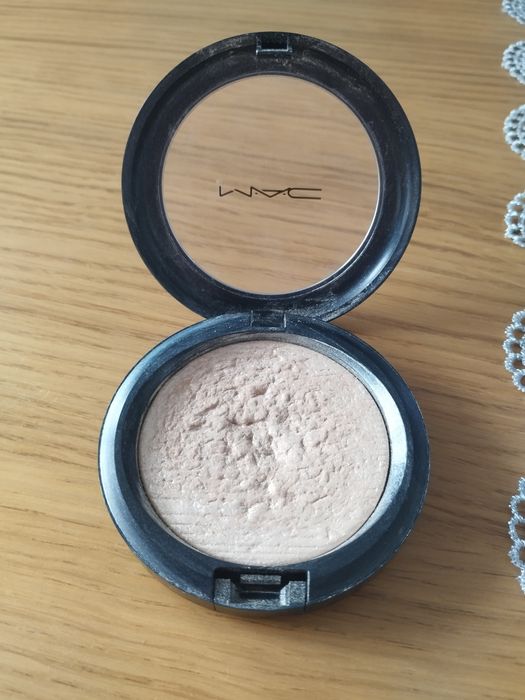 MAC Extra Dimension Skinfinish 9g Double-Gleam rozświetlacz do twarzy