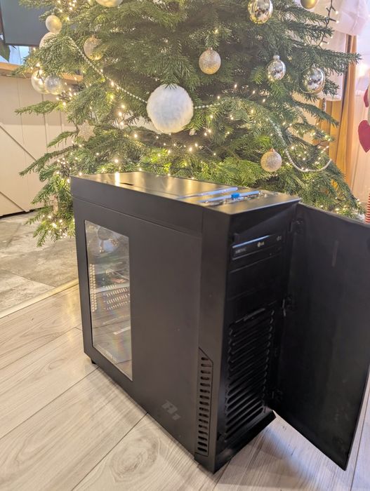 Komputer  i5 4460/ Radeon R7/8GB/SSD/Monitor/ WiFi