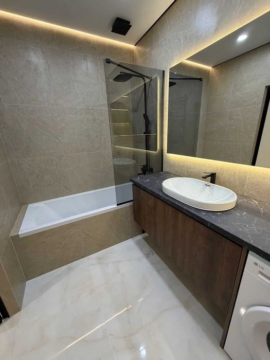 Продаж 1-кімнатна квартира біля озера Manhattan Lite