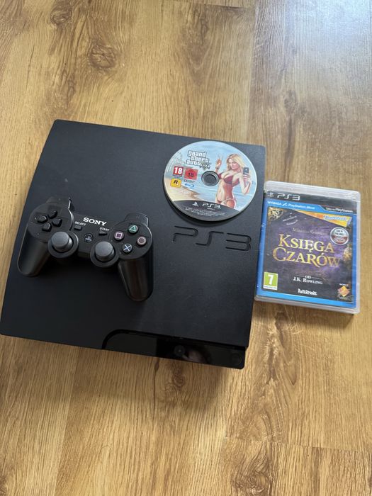 Konsola PS3, 320 GB. Z grami.