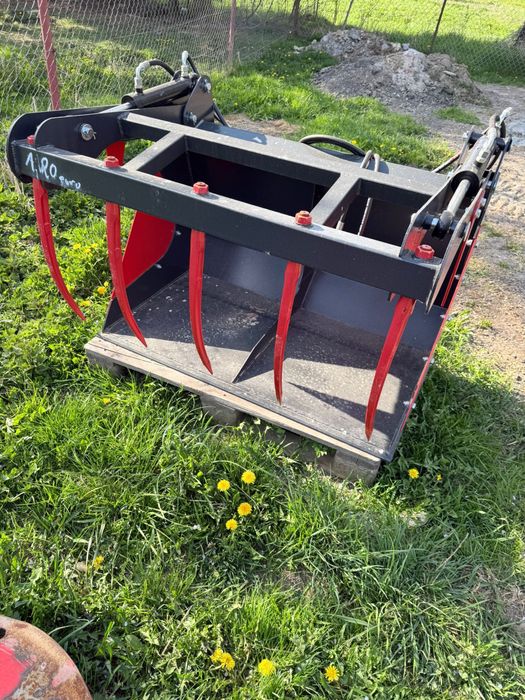 Sprzedam traktor wraz z calym sprzetem
