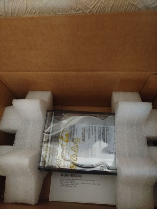 Жесткий диск для сервера HP 4 тб SAS 3.5 7.2к и  HP 600gb SAS 2.5 3PAR