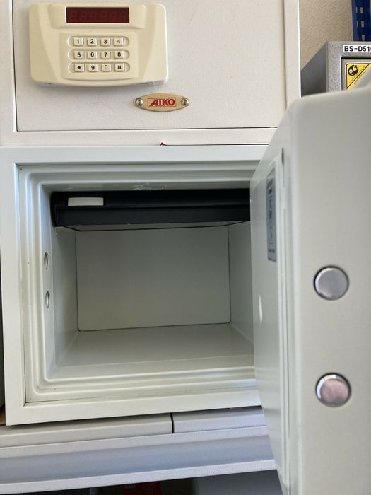 Продам сейф для зберігання зброї та інших цінностей