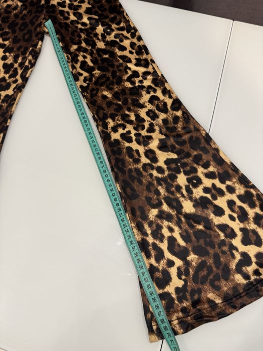 Тренувальний набір брюки та топ 150 розмір