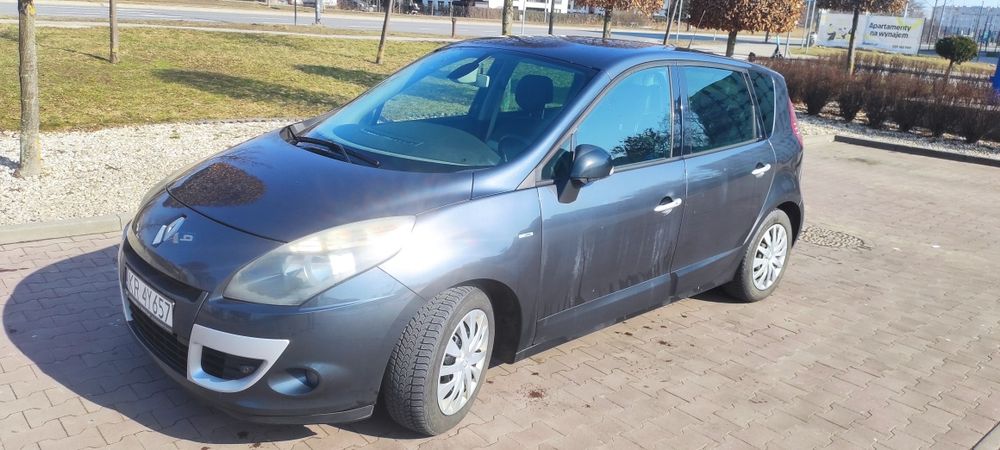 Renault Scenic III 1.9 CDTI
