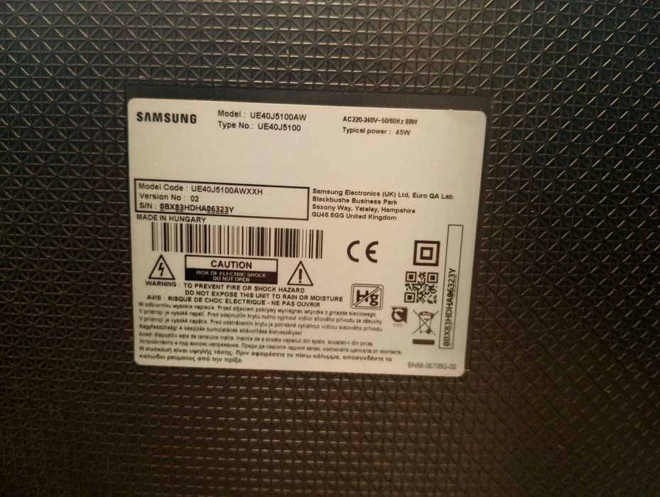 Продам телевізор Samsung UE40J5100AW