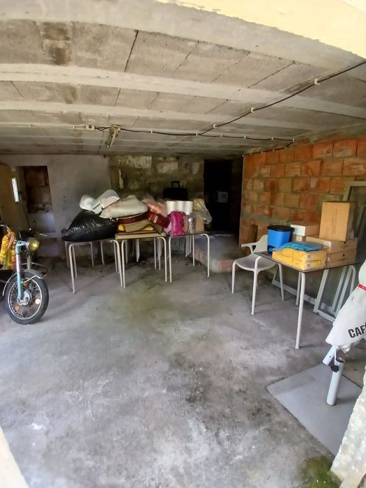 Excelente oportunidade!! Moradia com terreno.