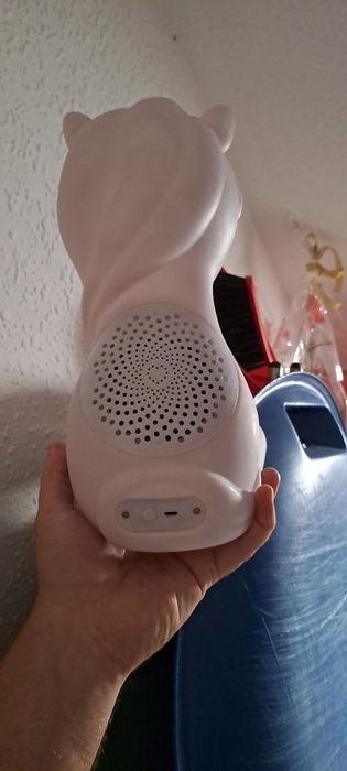 Bluetooth speaker with light64585048422403121