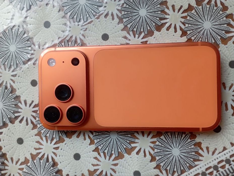 Продам новий iphone 17 pro 256gb