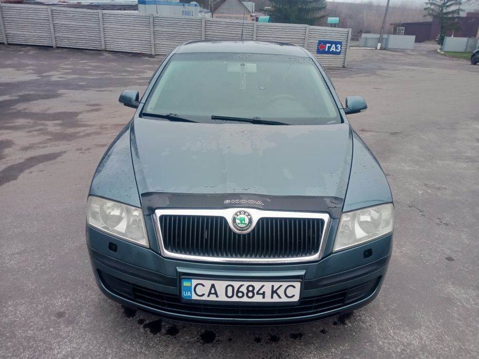 Skoda Octavia 1,6-MPI-- газ бенз