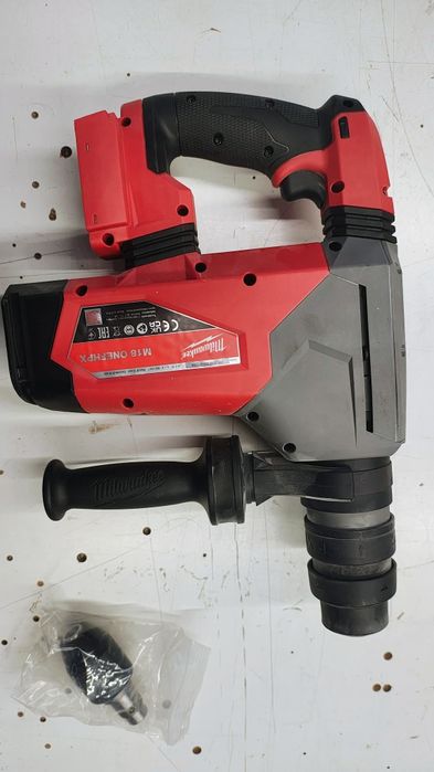 Młot Milwaukee SDS