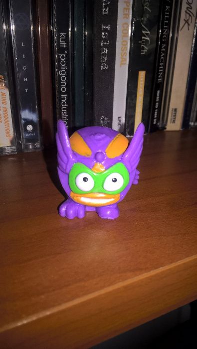 Super Zings - figurka Power Shield
