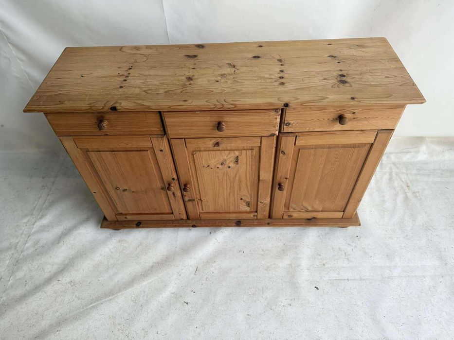 Komoda z litego drewna