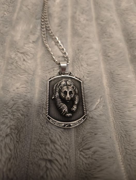 Wisior niedźwiedź z łańcuszkiem stal nierdzewna