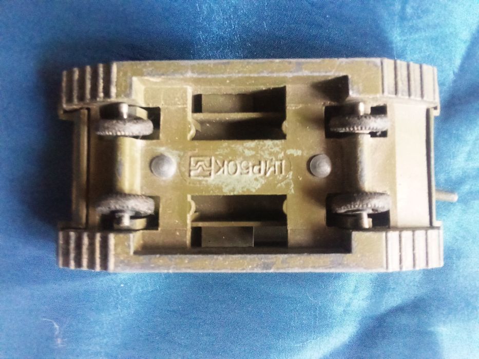 Модель игрушка танк СССР