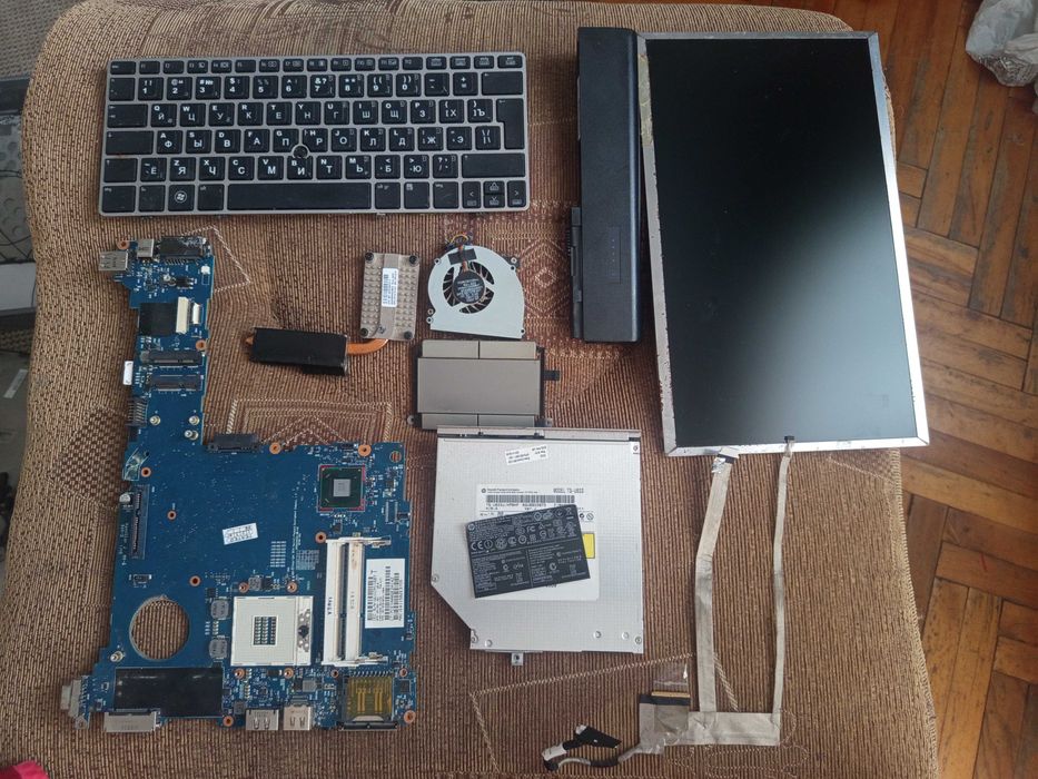 Продам комплектуючі до ноутбука HP