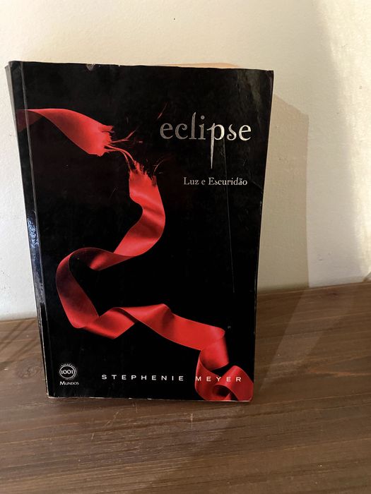 Lua Nova e Eclipse – Saga Crepúsculo – PORTES INCLUÍDOS