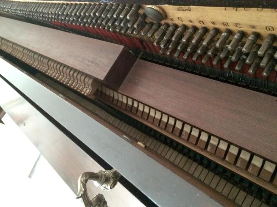 Piano Vertical Clássico (impecável)