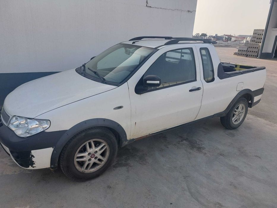 Fiat Strada 2010