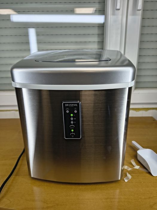 Kostkarka do lodu Brandson – wolnostojąca, stal nierdzewna