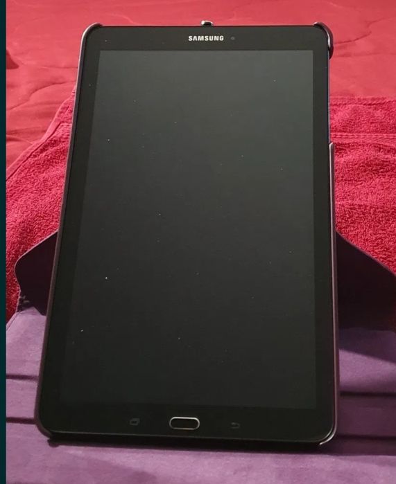 Приму в дар Ноутбук, Планшет для ребёнка