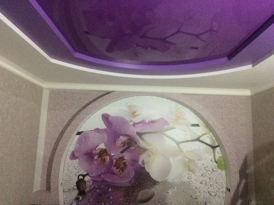 Натяжні  стелі .