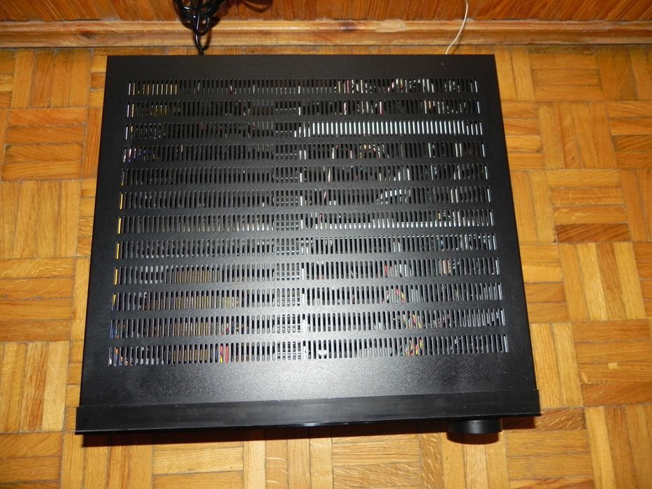Amplituner Harman Kardon AVR 2000
