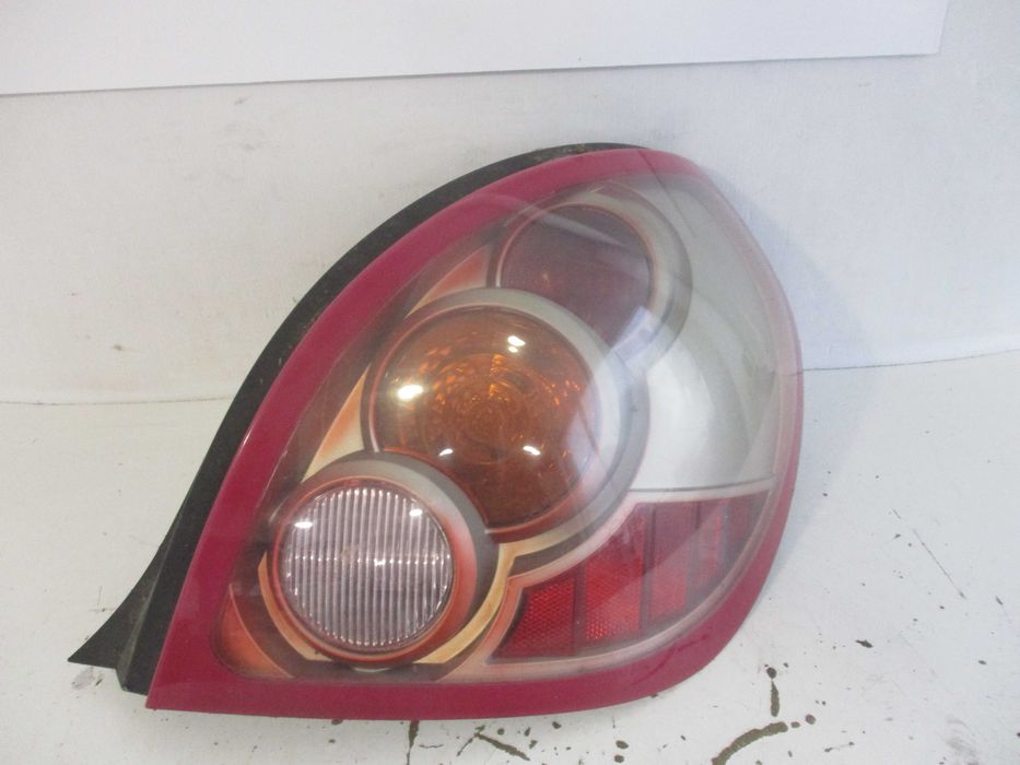 farolim farol tras direito nissan Almera N16 2003