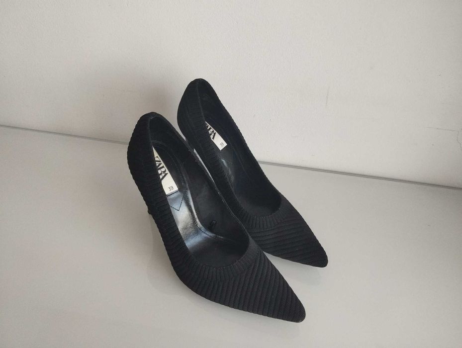 Buty na obcasie Zara 39
