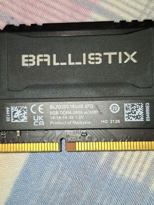 Memória RAM Crucial Ballistix 8GB

DDR4-2666MHz CL16 - Black