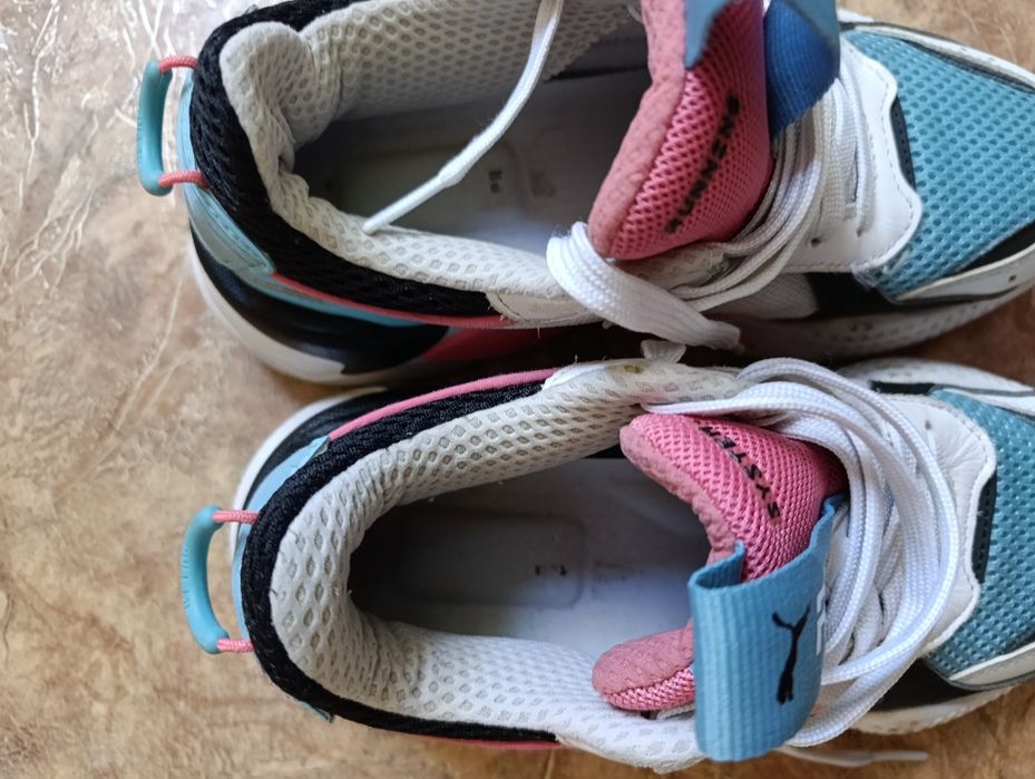 Жіночі кросівки Puma
