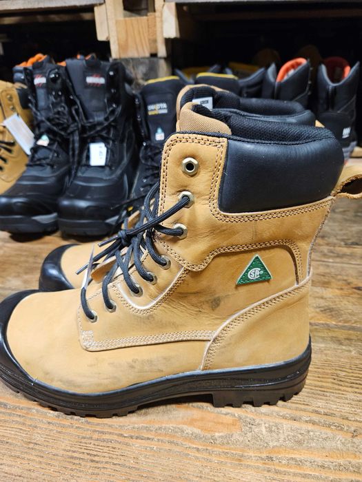 Buty robocze AGGRESSOR rozm 45 wkł 31 cm S3