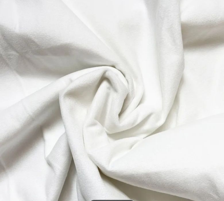 2 poszewki świąteczne 45x45 cm..