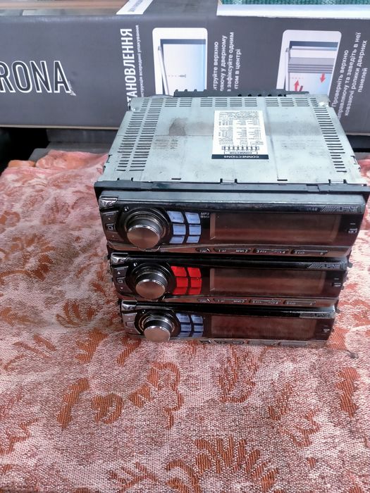 Alpine CDA-9852RR магнитола с блютузом