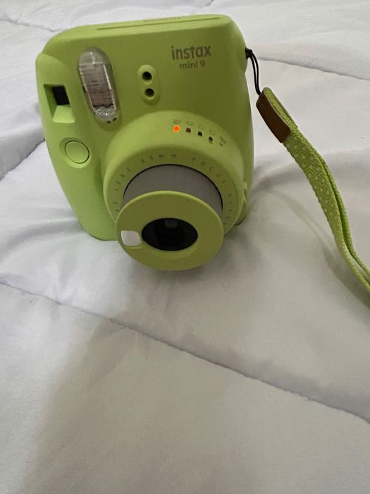 Câmara Instax mini 9