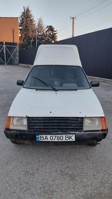 Продам автомобіль Таврія