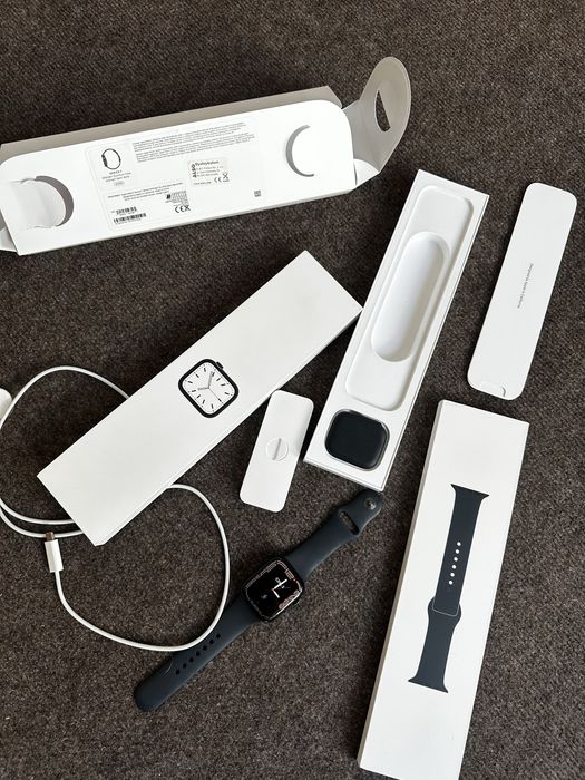 Apple Watch series 7 45 mm aluminium midnight