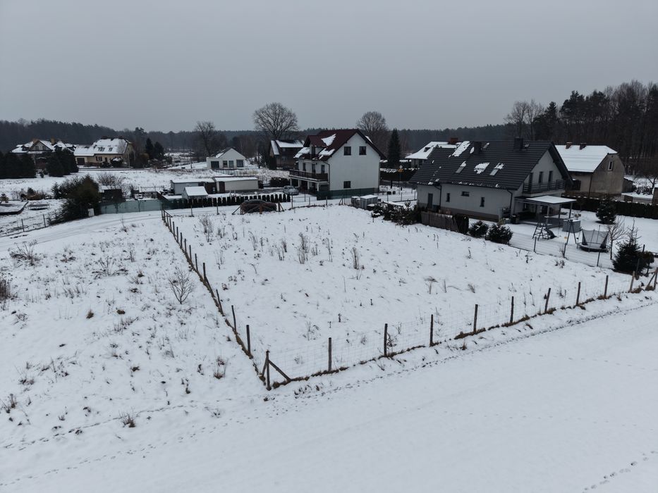 Działka buduwlana 1000m2 | WZ | media | spokojna okolica