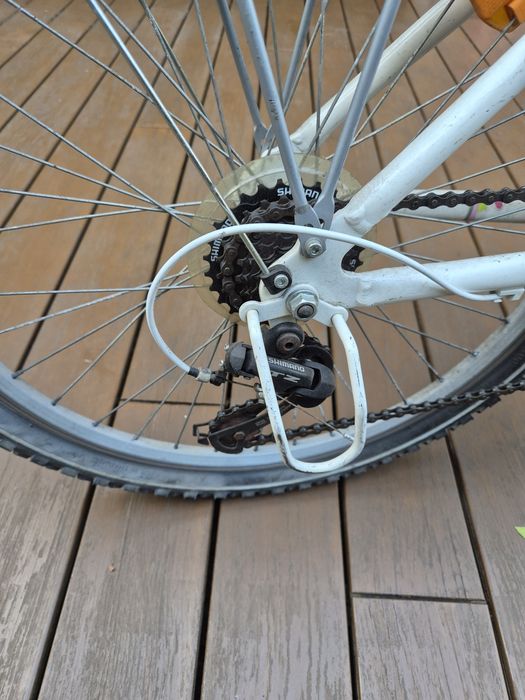 Rower dziewczęcy. Doby stan. Koło 24"
