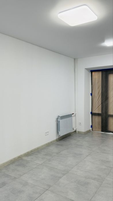 2-ка під бізнес в прохідному місці біля ринку