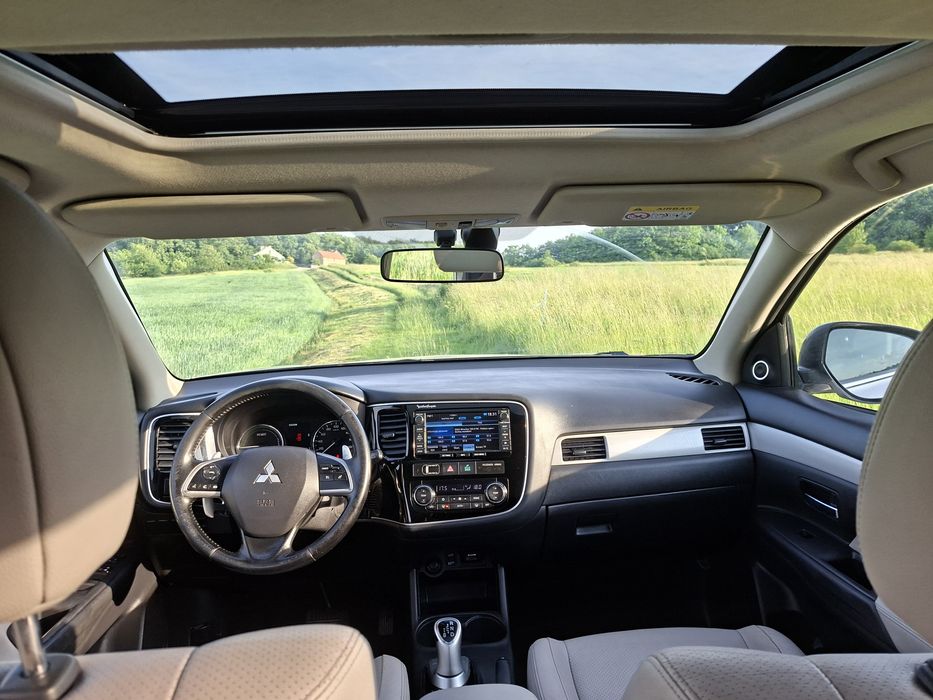 Mitsubishi Outlander III PHEV niezawodny