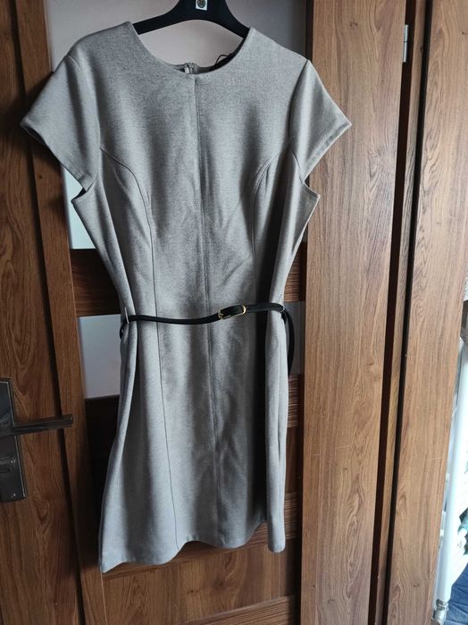 Beżowa sukienka mini rozmiar L/XL Mohito