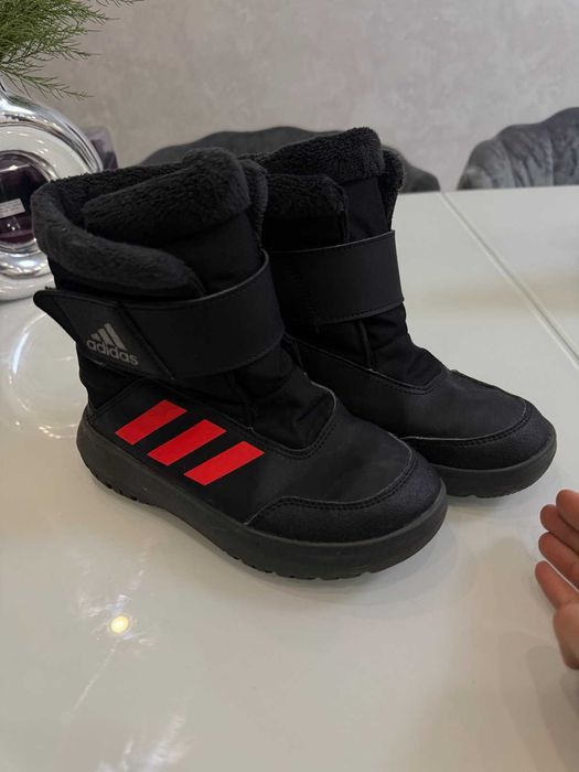 Черевики Adidas 33.5р.