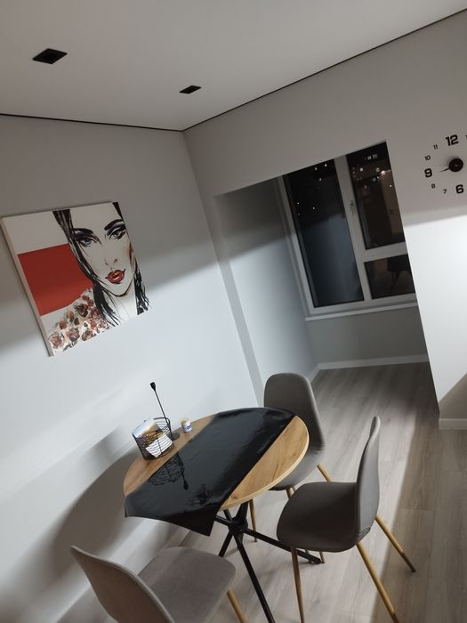 !! Вільно !!ЦЕНТР!!Паркінг!!2 кімнатна євро..Вільно з 26 січня 2026 р